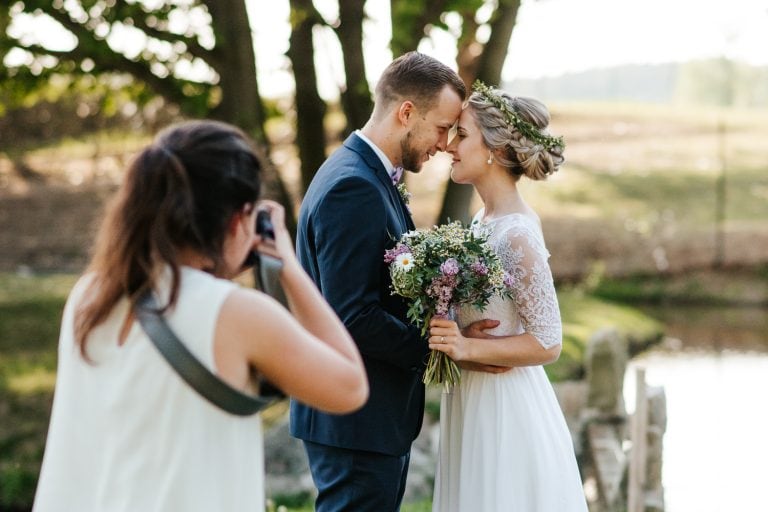 8 tipů jak vybrat svatebního fotografa